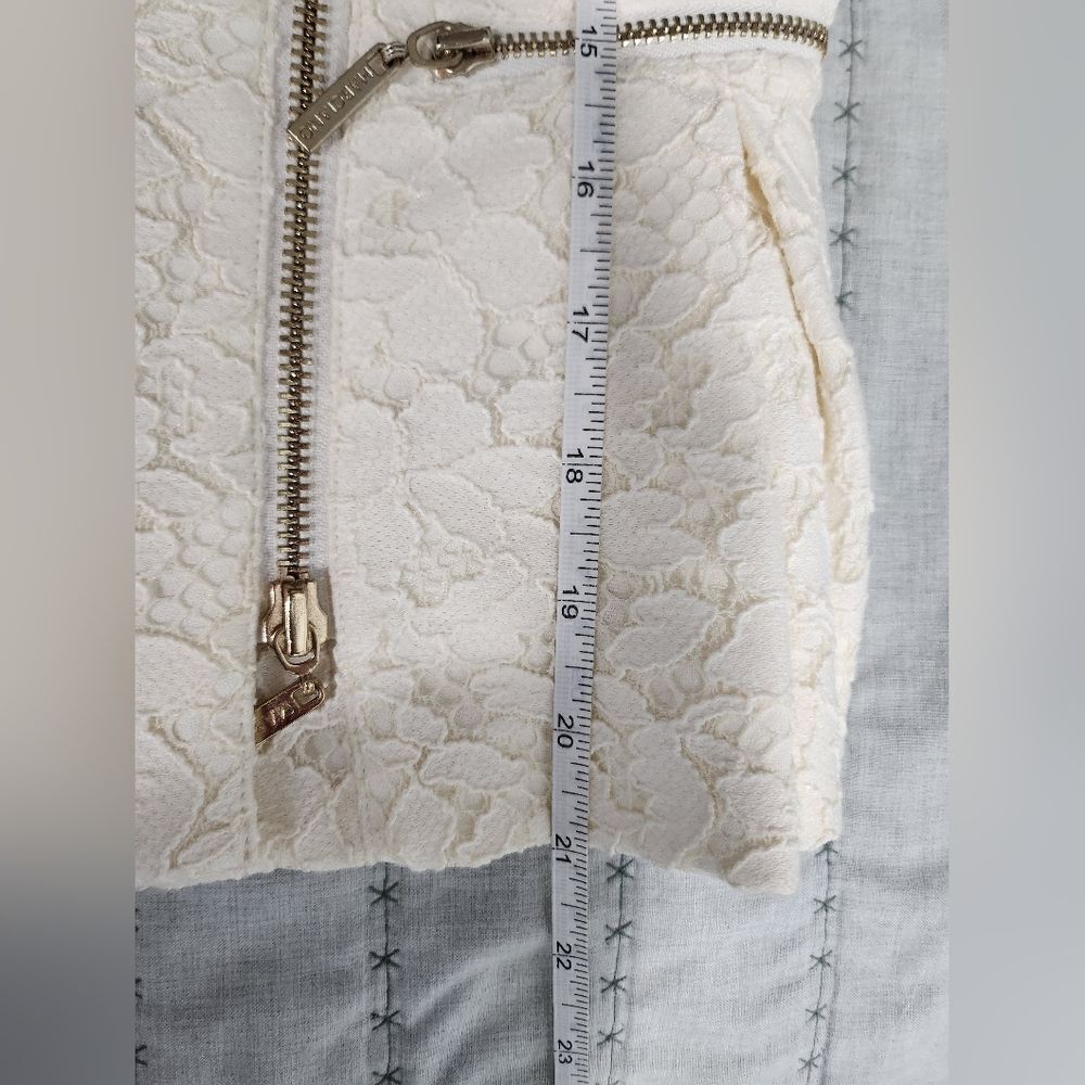 Marciano cream colored lace jacket‎ - Picture 8 of 10
